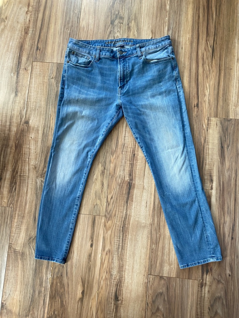 American Eagle men’s Extreme Flex 4 Slim fit blue jeans